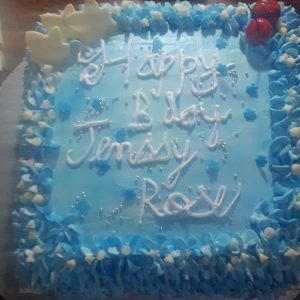 blue-velvet-home-made-cake