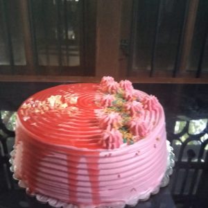 homemade-strawberry-cake